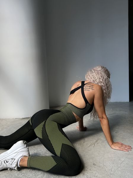 Жіночий комплект для спорту Fitness Attire, black-green (топ, рашгард, лосіни) - S F04S фото
