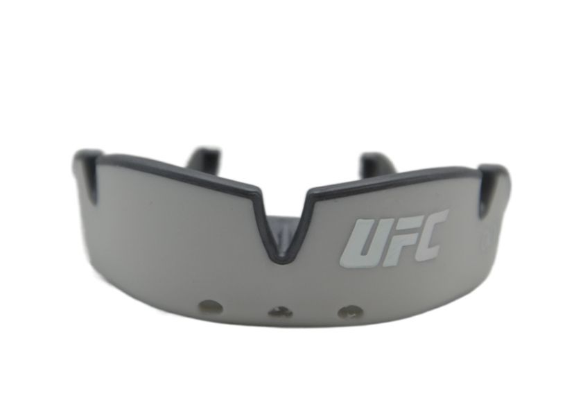 Капа OPRO Silver UFC доросла (вік 11+) White/Silver (ufc.102514003) UFC_Silver_Wh/Sil фото