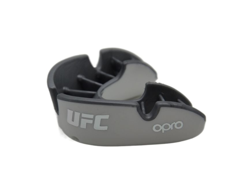 Капа OPRO Silver UFC доросла (вік 11+) White/Silver (ufc.102514003) UFC_Silver_Wh/Sil фото